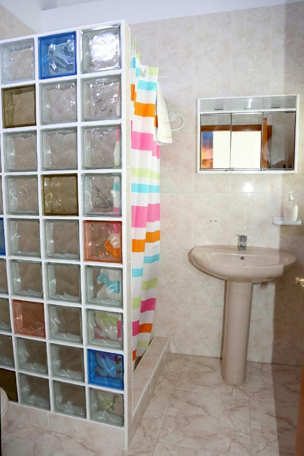 Apartamentos Pepita Сан-Себастьян-де-ла-Гомера Екстер'єр фото