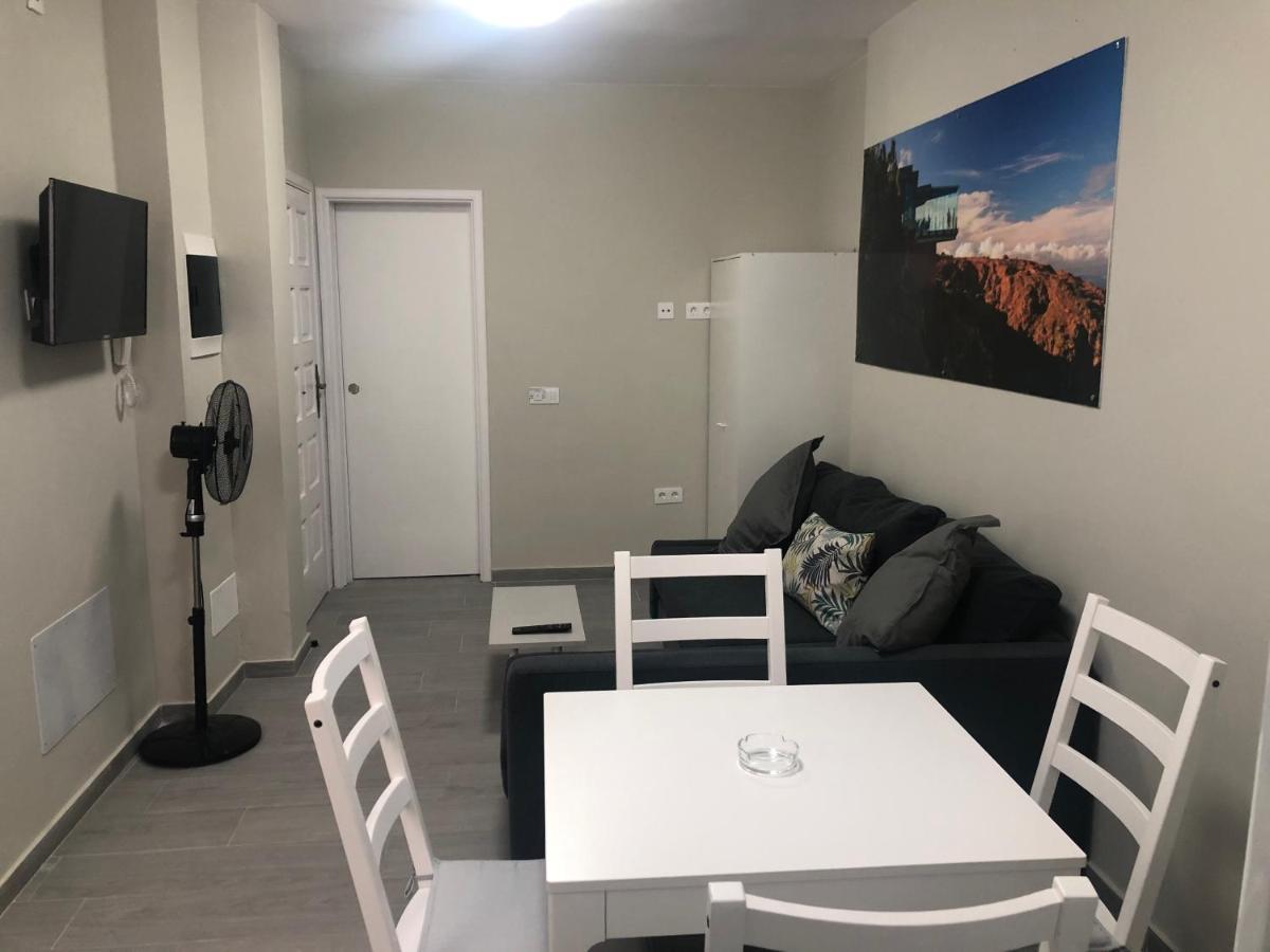 Apartamentos Pepita Сан-Себастьян-де-ла-Гомера Екстер'єр фото